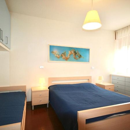 Ba- Althea - Piscina- Apartamento Lignano Sabbiadoro Exterior foto