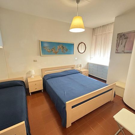 Ba- Althea - Piscina- Apartamento Lignano Sabbiadoro Exterior foto