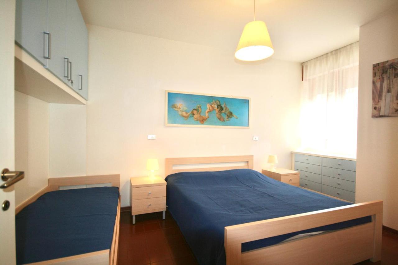 Ba- Althea - Piscina- Apartamento Lignano Sabbiadoro Exterior foto