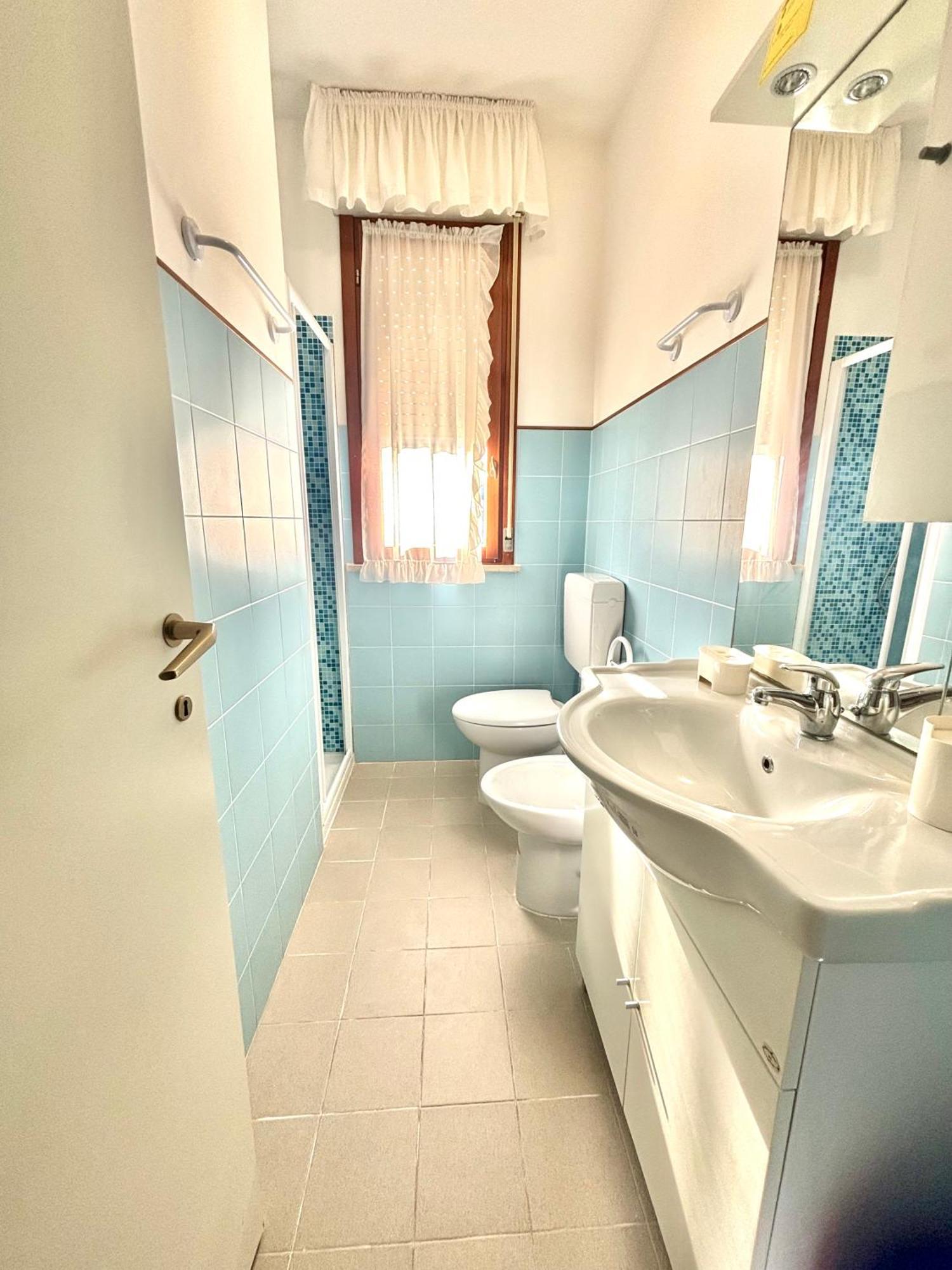 Ba- Althea - Piscina- Apartamento Lignano Sabbiadoro Exterior foto