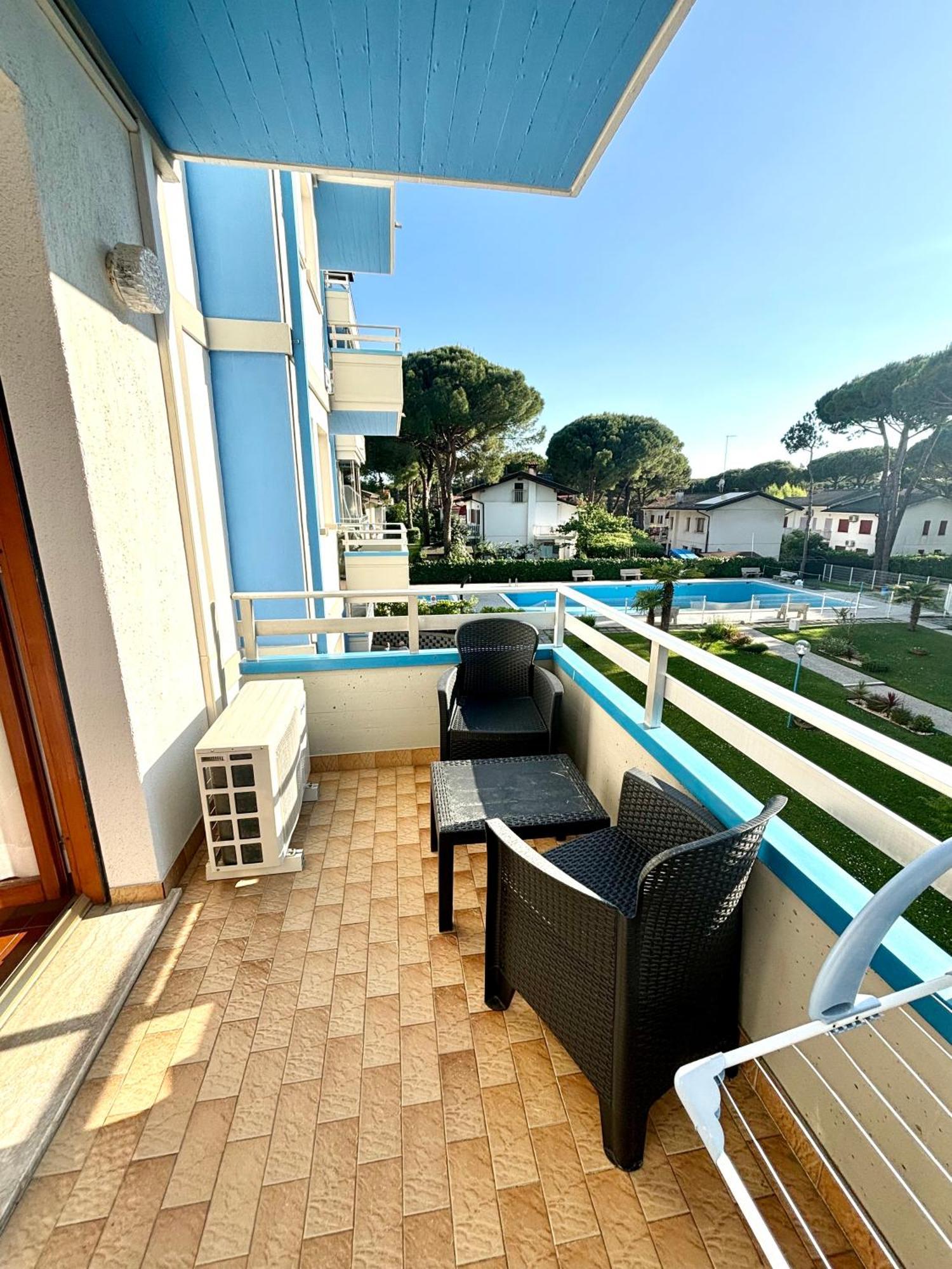 Ba- Althea - Piscina- Apartamento Lignano Sabbiadoro Exterior foto